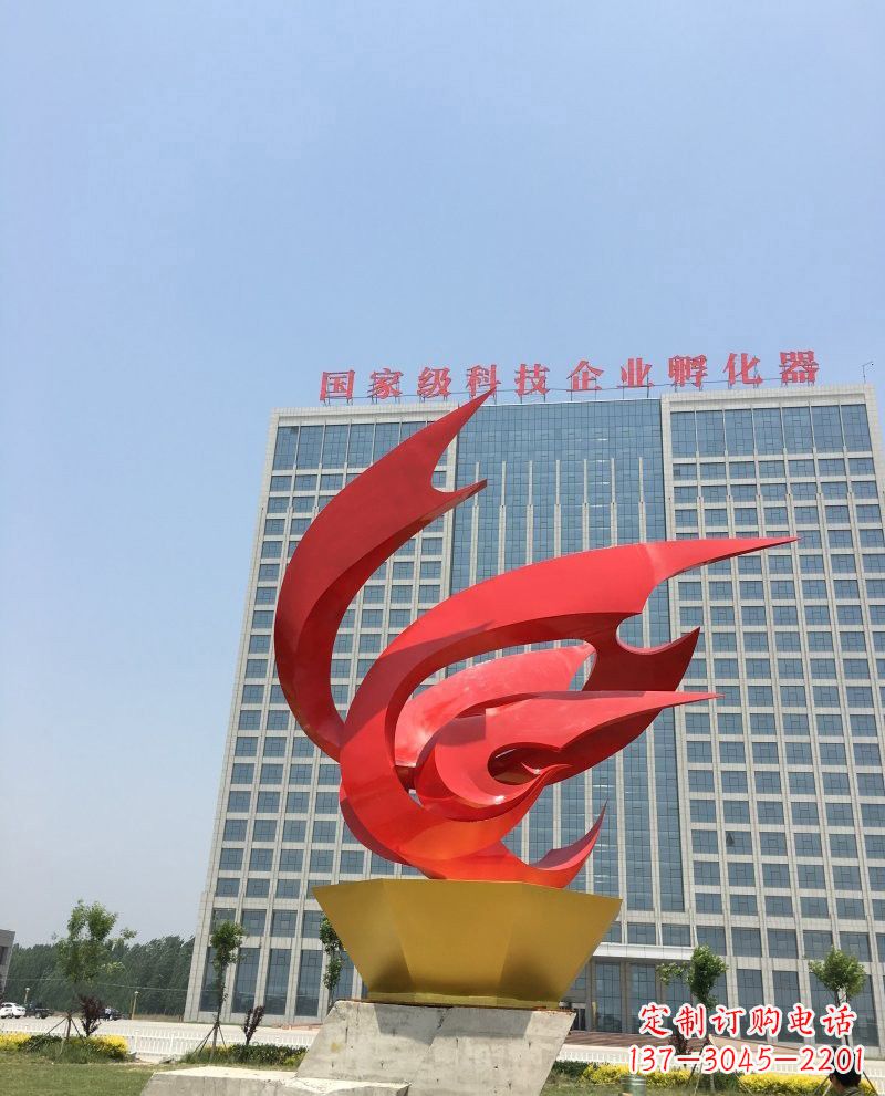 合肥不锈钢凤凰雕塑一种具有传统文化内涵的艺术品