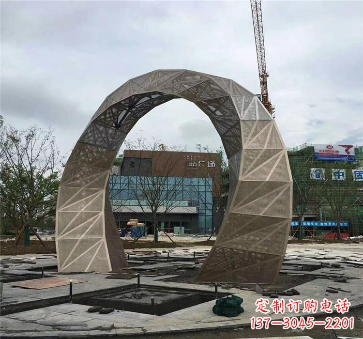 合肥不锈钢拱门雕塑精美外观,古典气息