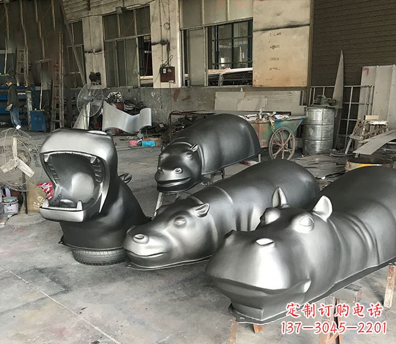 合肥不锈钢河马雕塑——艺术与自然的完美结合