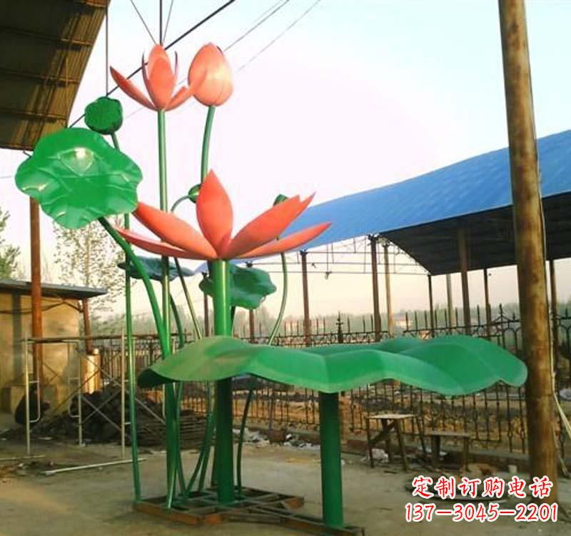 合肥不锈钢荷花雕塑汲取自然之美