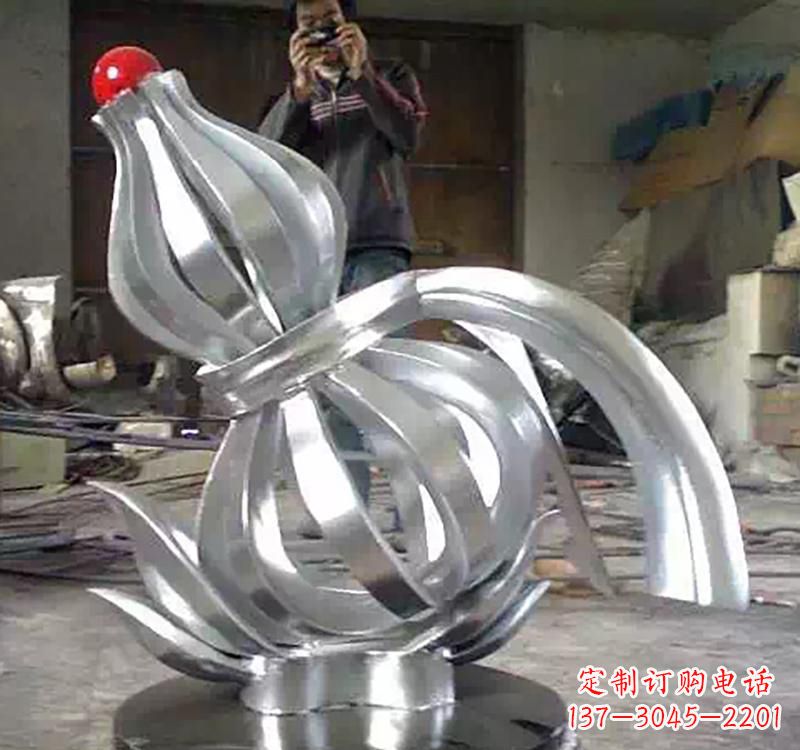 合肥不锈钢葫芦雕塑精美而传统