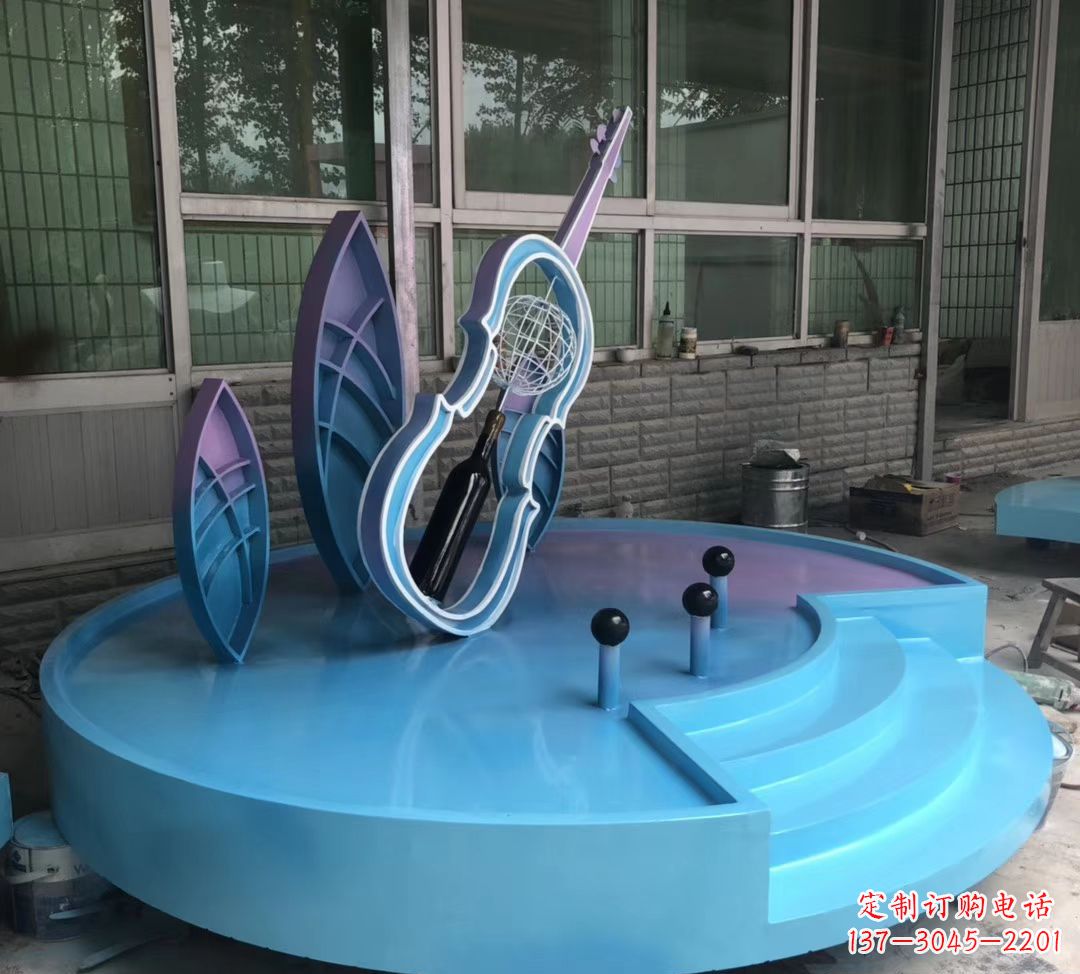 合肥大提琴雕塑精致的艺术瑰宝