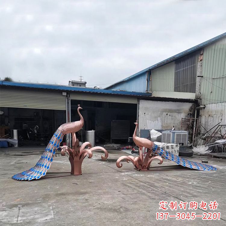 合肥不锈钢孔雀彩色雕塑
