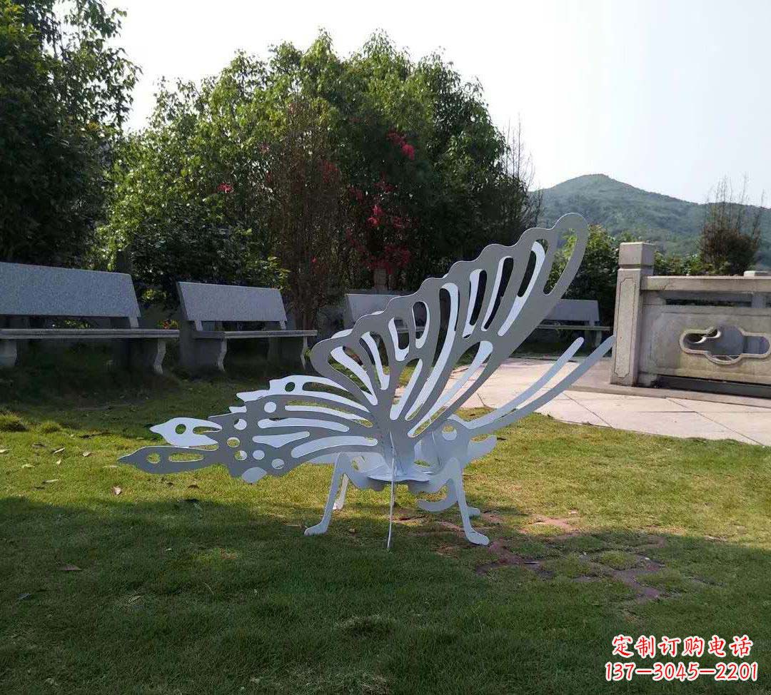 合肥不锈钢镂空蝴蝶装饰雕塑精美雕塑点缀美好生活