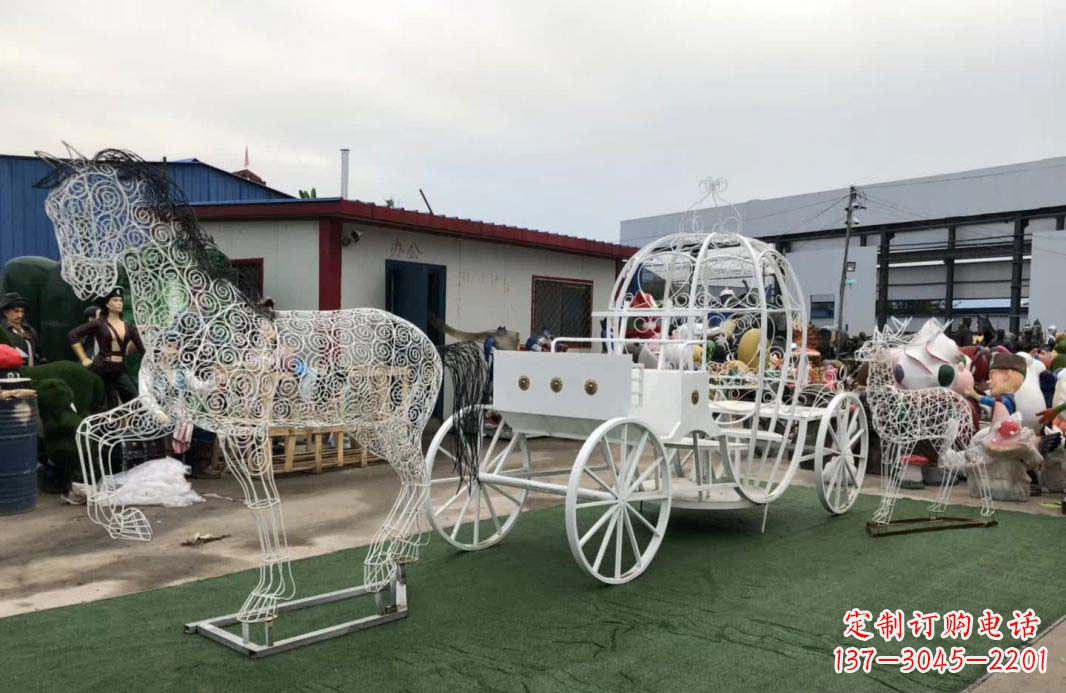 合肥不锈钢镂空欧式马车雕塑