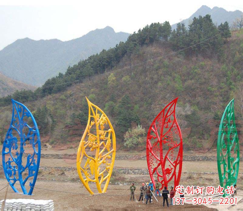 合肥不锈钢镂空树叶景观雕塑1