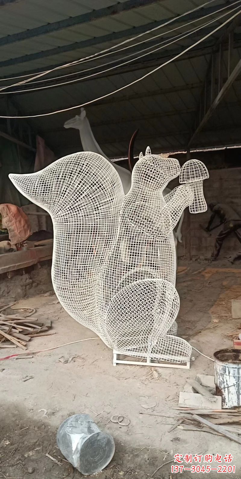 合肥不锈钢松鼠雕塑精美的艺术作品