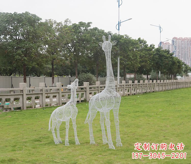 合肥不锈钢镂空长颈鹿雕塑112