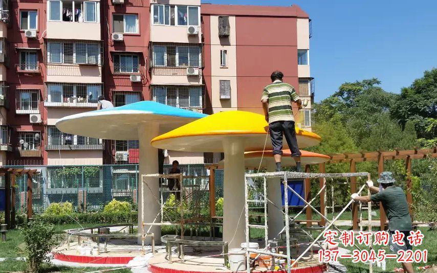 合肥不锈钢蘑菇凉亭雕塑
