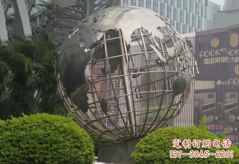 合肥不锈钢地球仪雕塑一个精美的艺术品