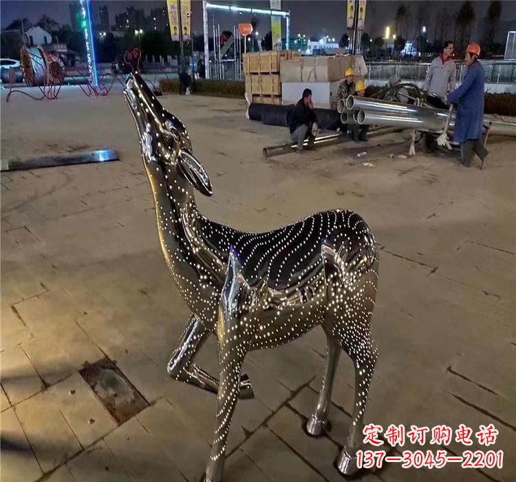 合肥时尚优雅的不锈钢小鹿雕塑
