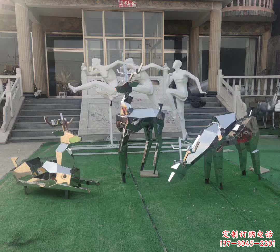 合肥精美动物雕塑点缀不锈钢售楼部