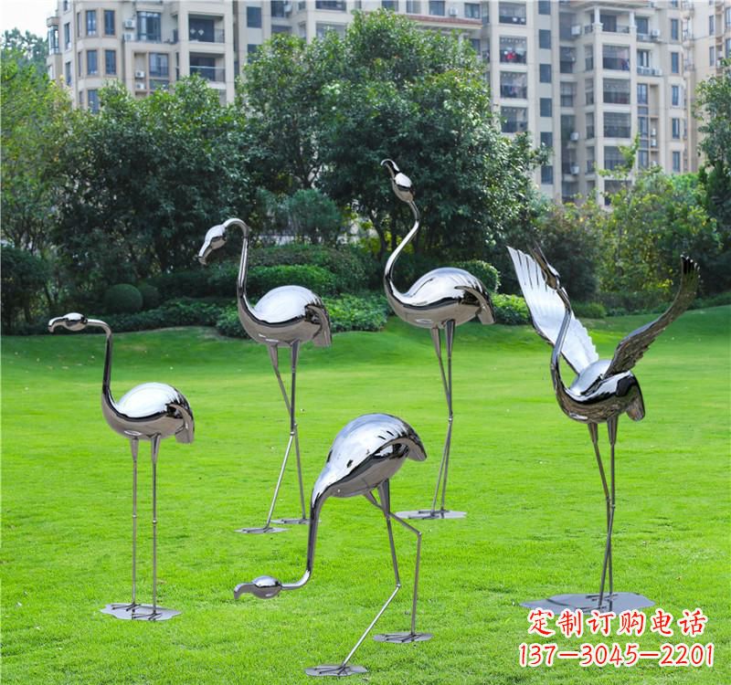 合肥不锈钢仙鹤雕塑——传承中华文化精髓