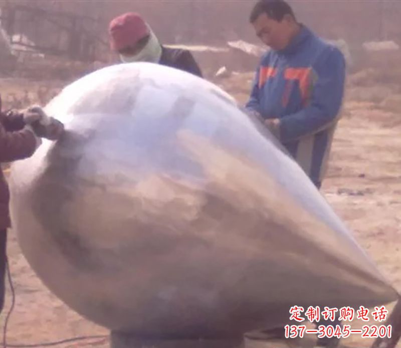 合肥不锈钢水滴雕塑精致美丽的艺术品