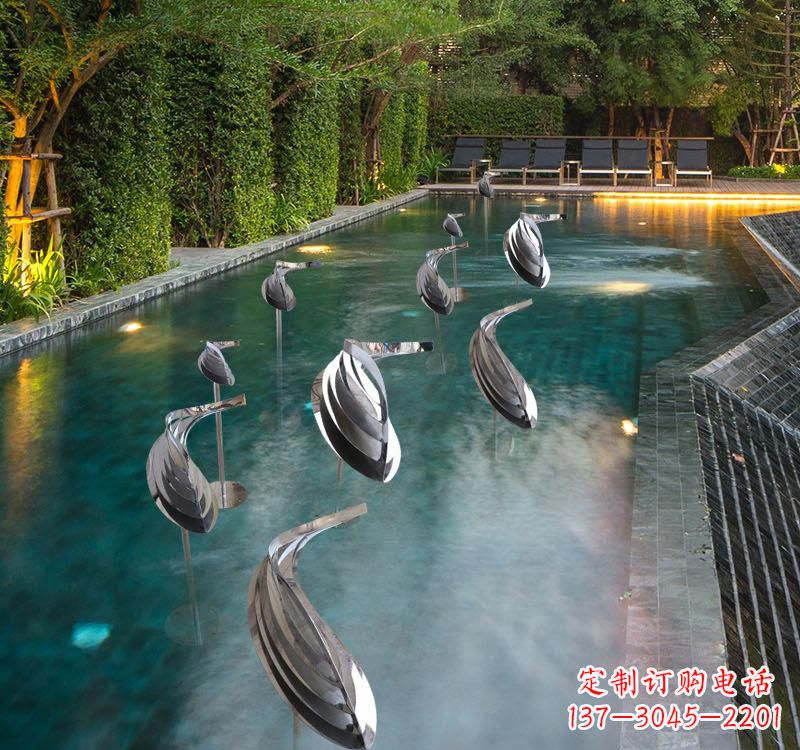 合肥不锈钢动物雕塑——美丽的水景装置