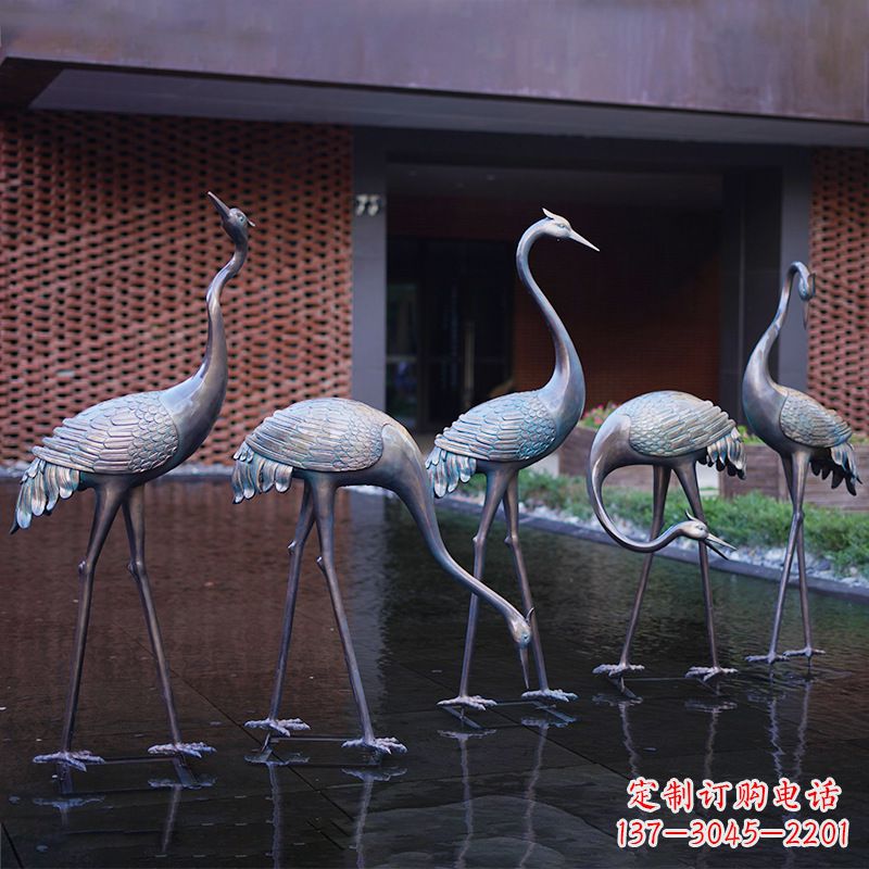 合肥不锈钢仙鹤飞翔雕塑