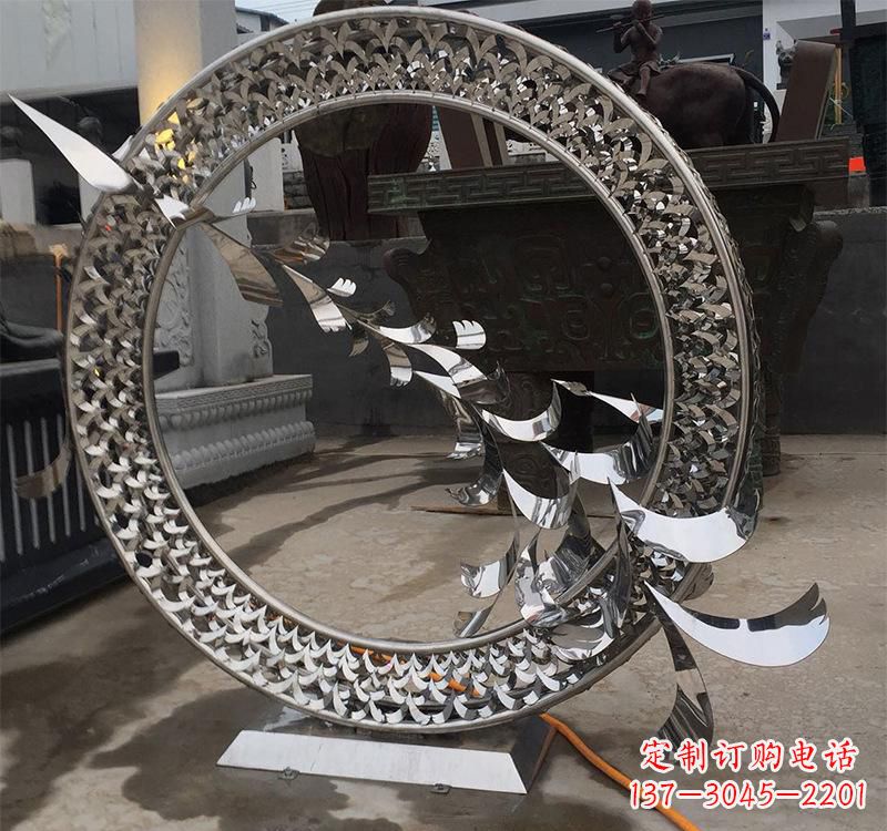 合肥不锈钢现代圆环雕塑——铸就艺术精粹