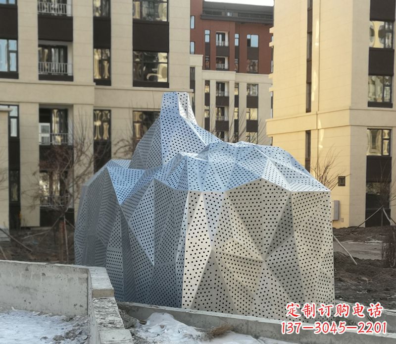 合肥不锈钢小区假山雕塑雕塑点缀小区美景