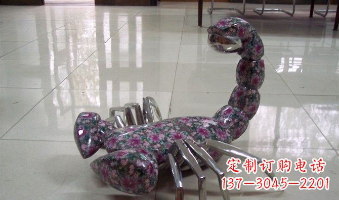 合肥不锈钢蝎子雕塑精美的装饰品