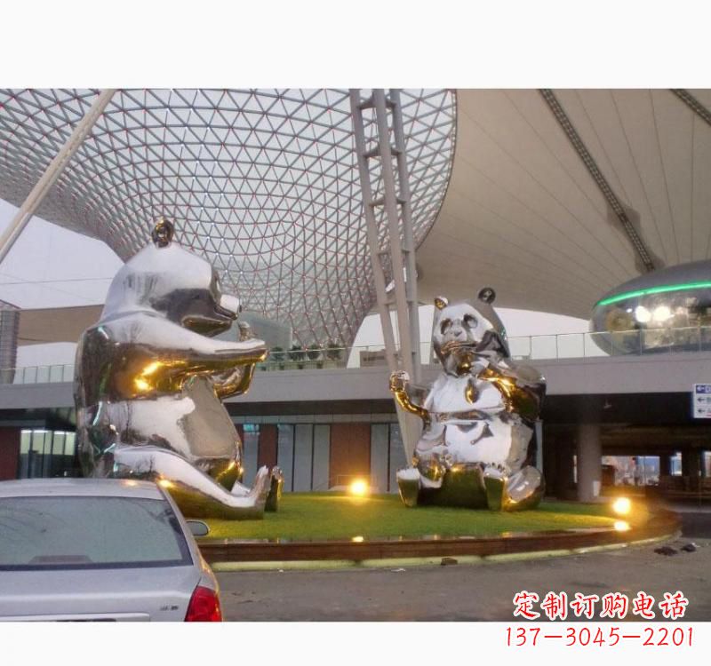 合肥不锈钢熊猫雕塑象征中国特色文化