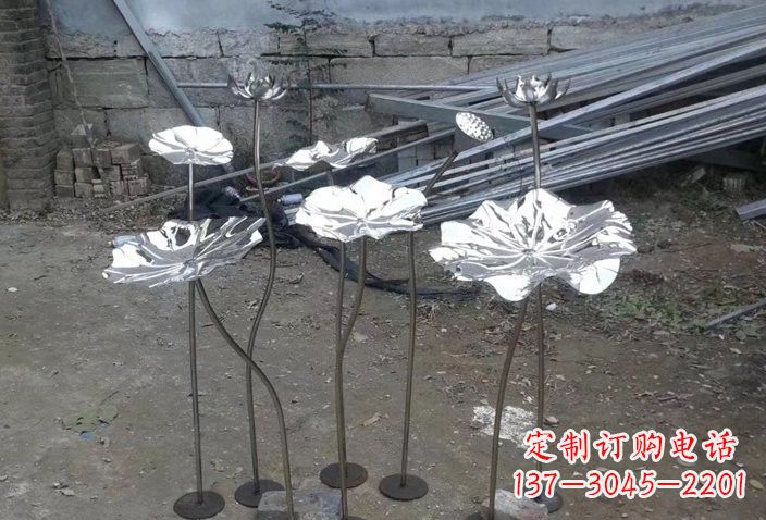 合肥不锈钢荷叶雕塑给园林增添美感
