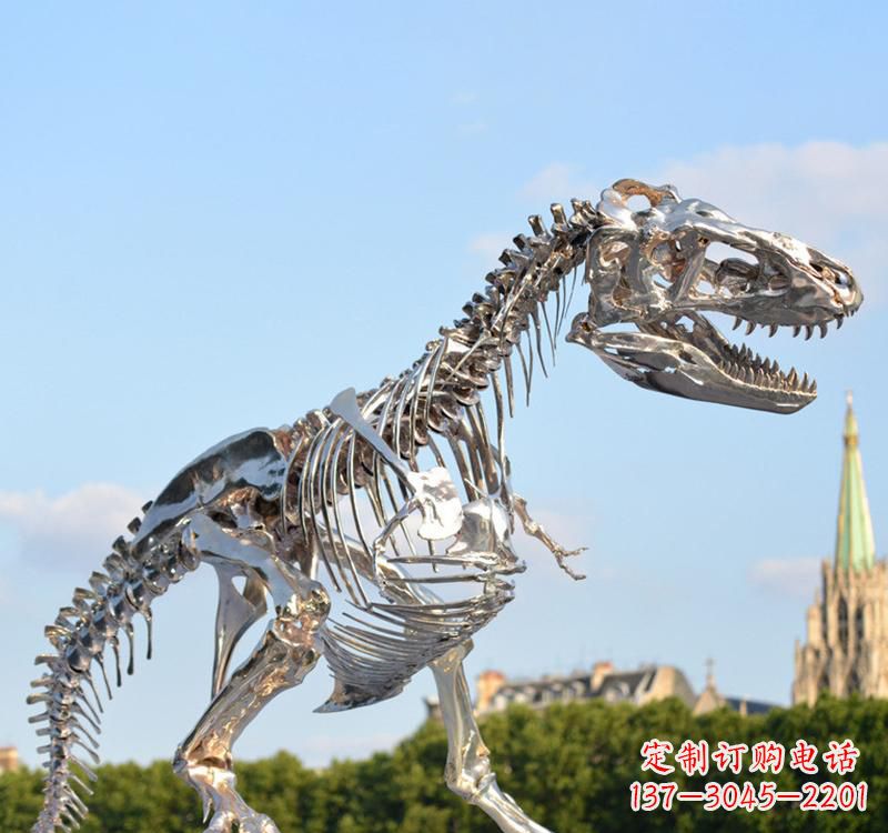 合肥不锈钢恐龙雕塑精致纪念它们的存在