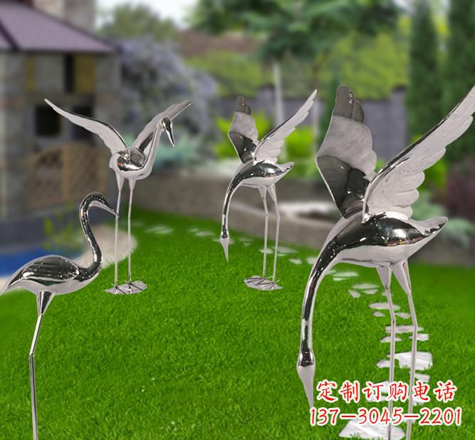 合肥不锈钢园林展翅仙鹤雕塑给人们带来神秘的艺术之美