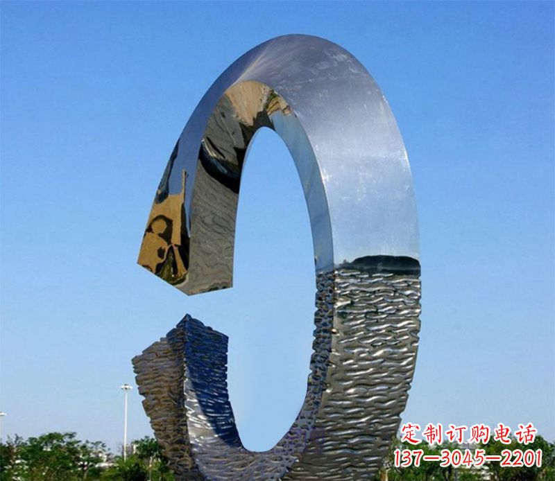 合肥环绕着美好的景观雕塑