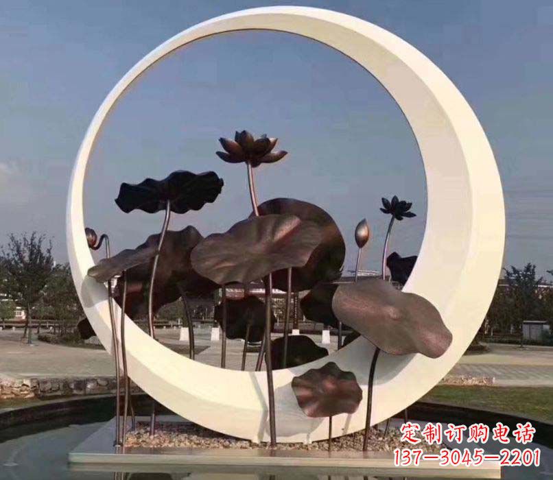 合肥环绕荷香不锈钢圆环雕塑