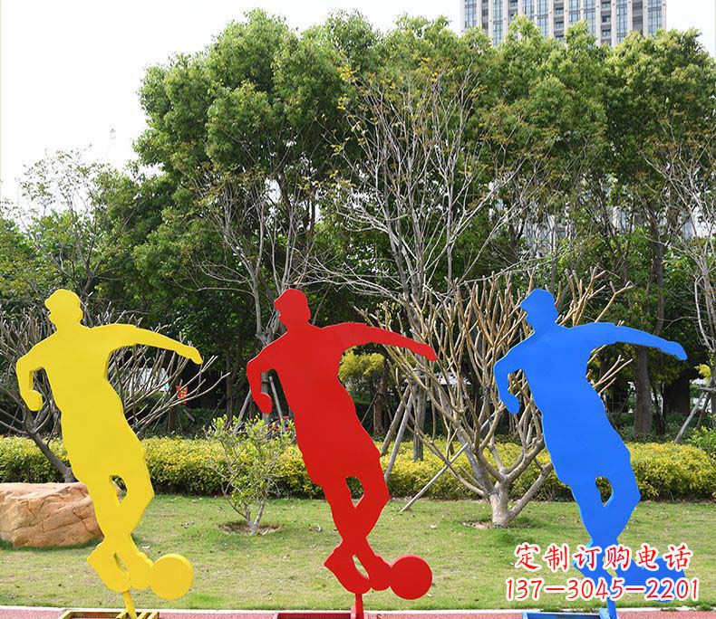 合肥不锈钢运动踢足球人物雕塑