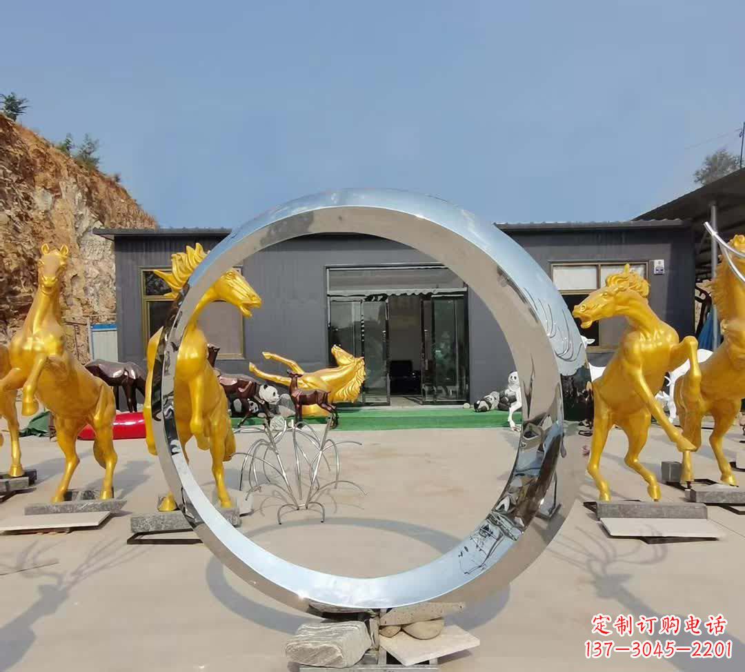 合肥不锈钢圆环雕塑让景观更加精彩