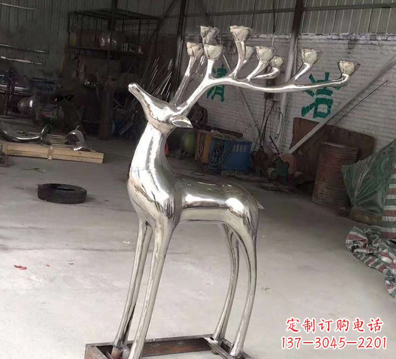 合肥精美梅花鹿雕塑——点亮不锈钢烛台