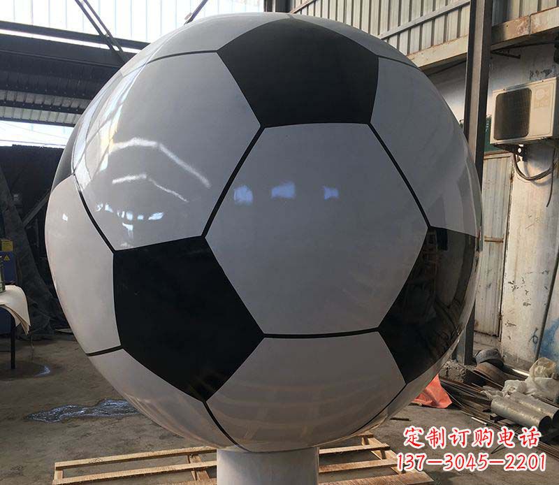 合肥不锈钢足球雕塑精美的艺术品
