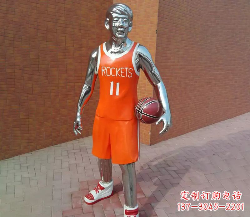 合肥精美的足球雕塑