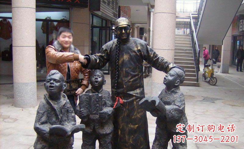 合肥步行街读书的小孩景观铜雕