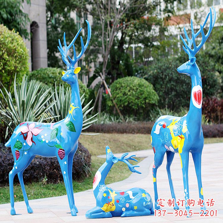 合肥精美绝伦的动物雕塑——玻璃钢彩绘鹿