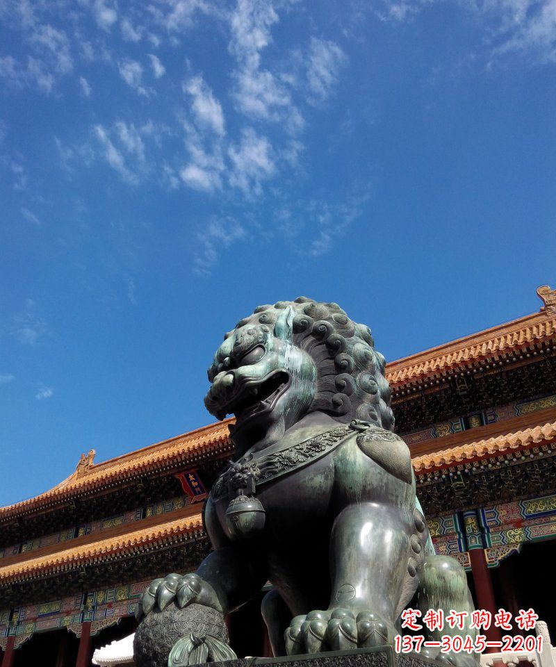 合肥踩球的铜狮子寺庙门口动物雕塑