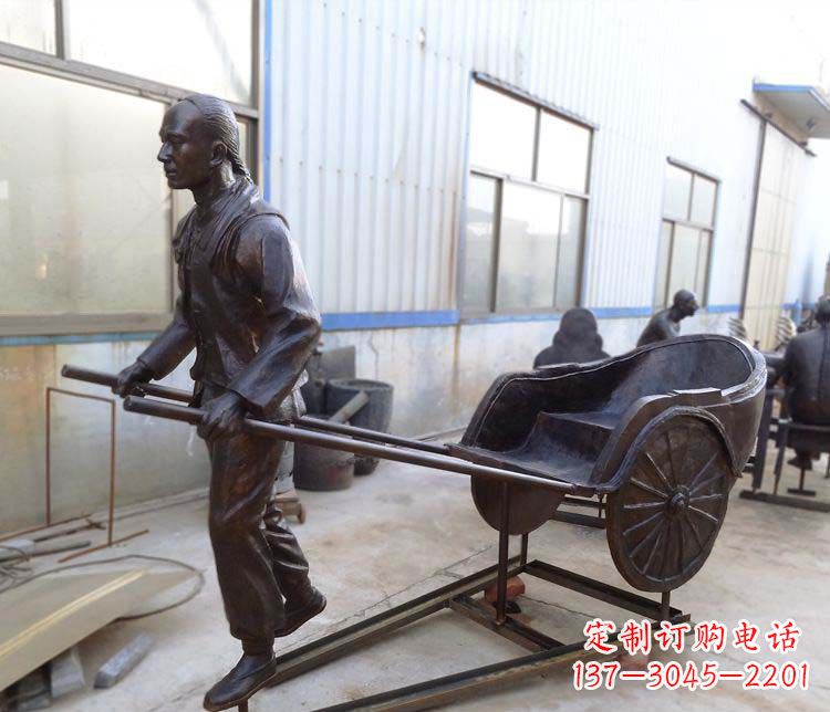 合肥青铜车夫雕塑致敬车夫的贡献