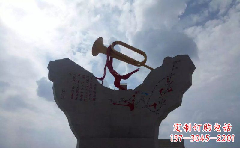合肥革命烈士冲锋号雕塑让革命历史长存