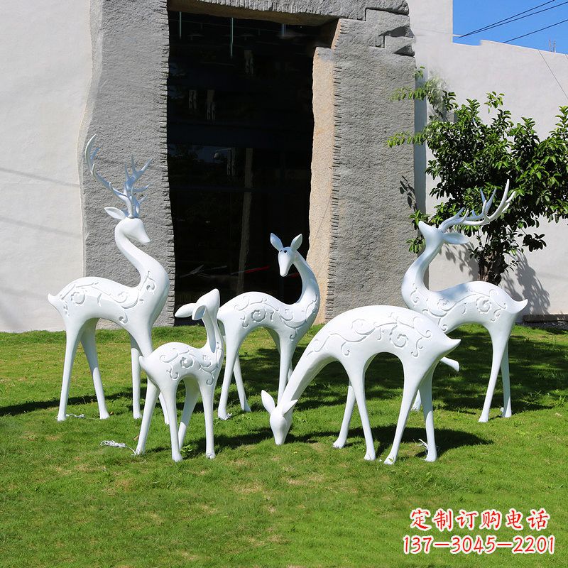 合肥玻璃钢动物雕塑——给小区园林添彩