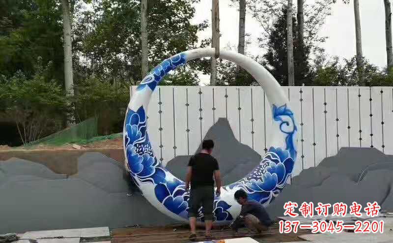合肥美丽的月亮雕塑