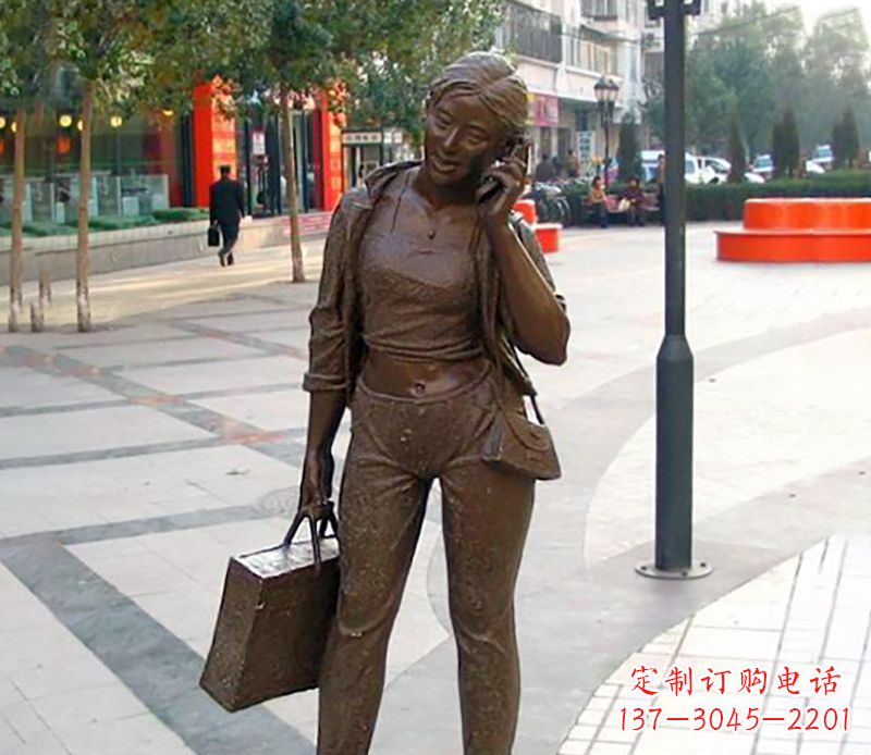 合肥打电话女人现代人物雕塑
