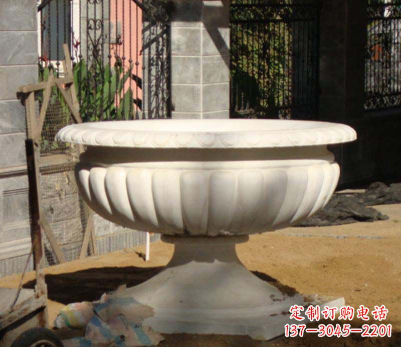 合肥精美大理石花盆雕塑