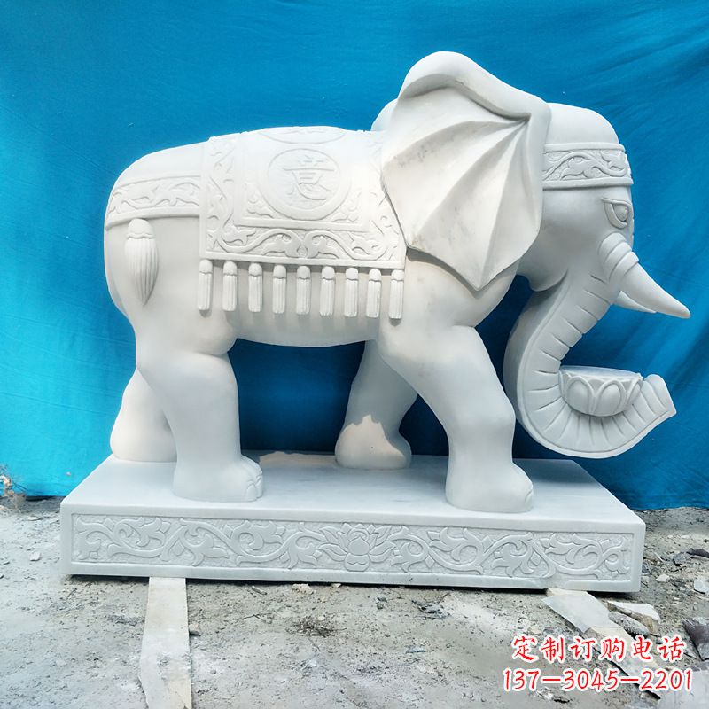 合肥大象石雕翘鼻子