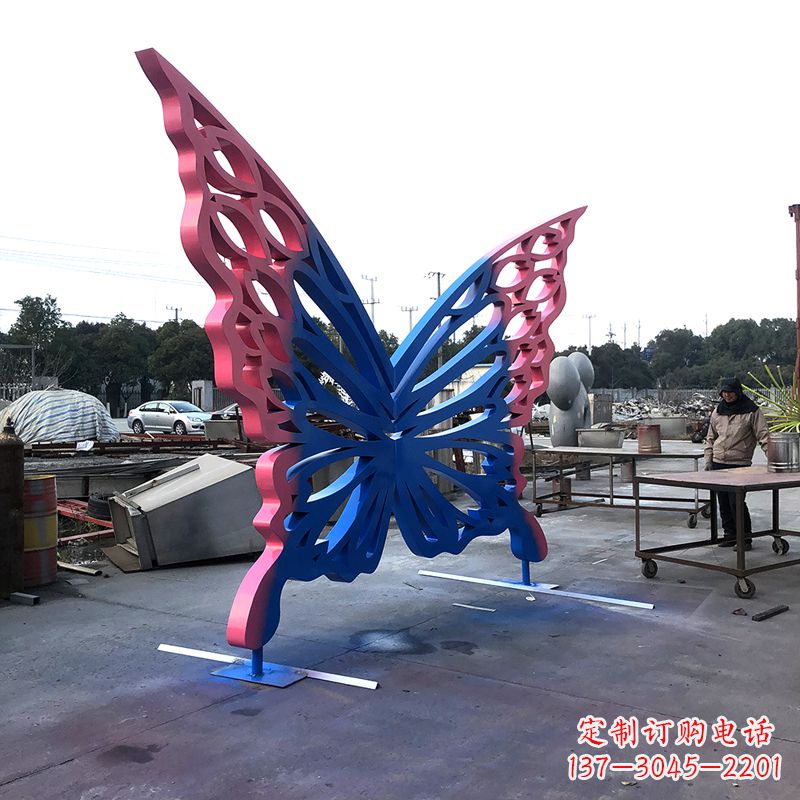 合肥大型蝴蝶不锈钢喷漆雕塑