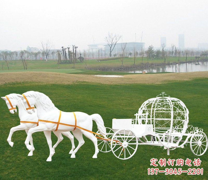 合肥优雅迷人的欧式马车动物玻璃钢雕塑