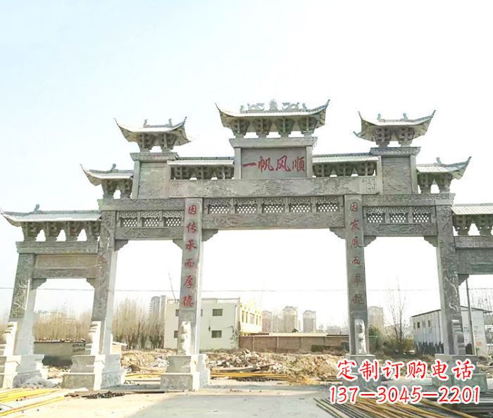 合肥别具一格的大型五门石雕牌楼