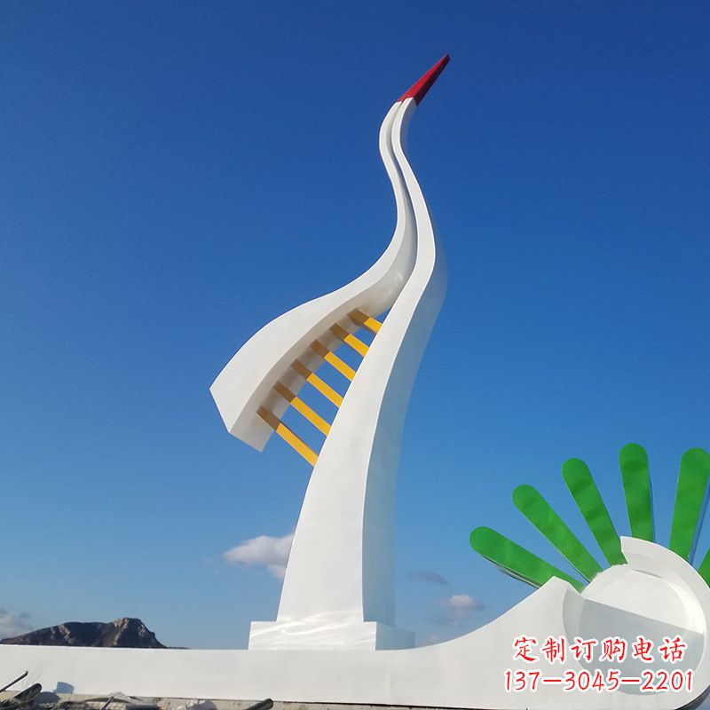 合肥珍贵雅致的丹顶鹤雕塑