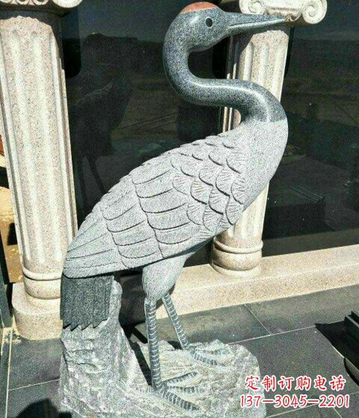 合肥传统工艺精雕丹顶鹤雕塑