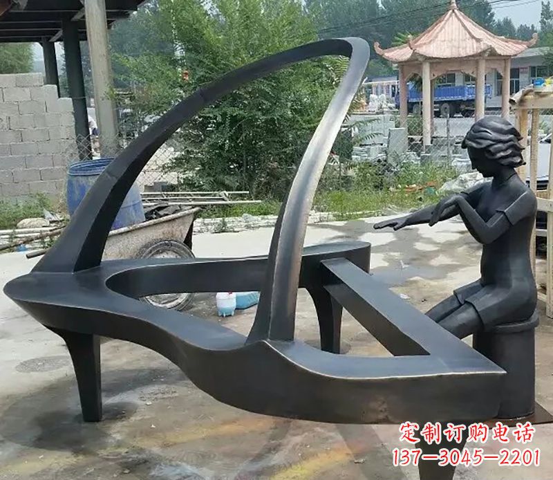 合肥钢琴抽象铜雕
